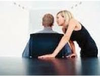 「裙帶關係」的英文怎麼說？