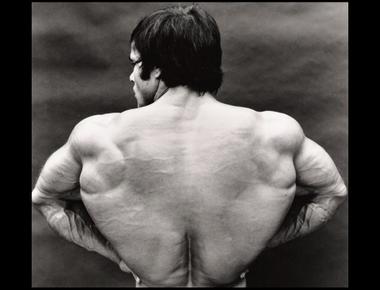 the small of one’s back 是哪裡？