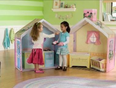 "扮家家酒" 的英文怎麼說?