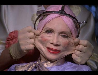 有關 "整形" 的英文