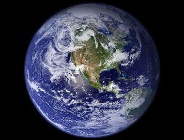 英文片語 on earth 的意思和用法